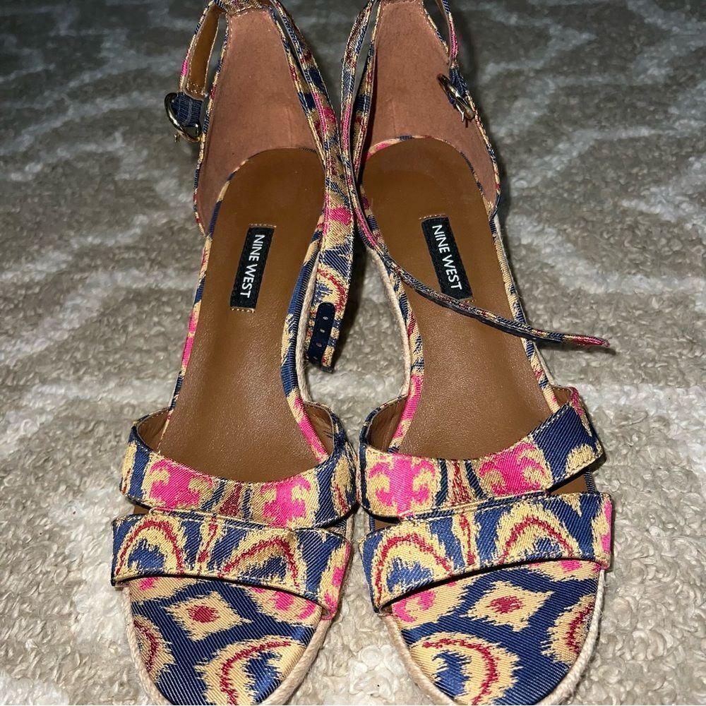 Nine West sandal size 8.5